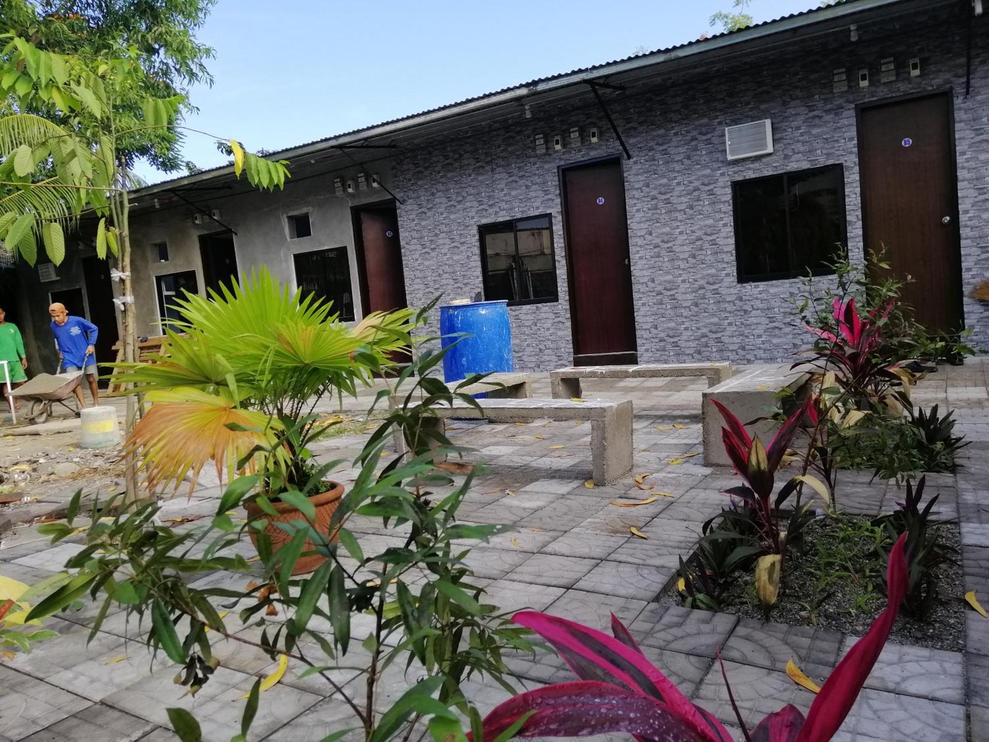 Albergue Katrina'S Dorm Tarlac City Exterior foto