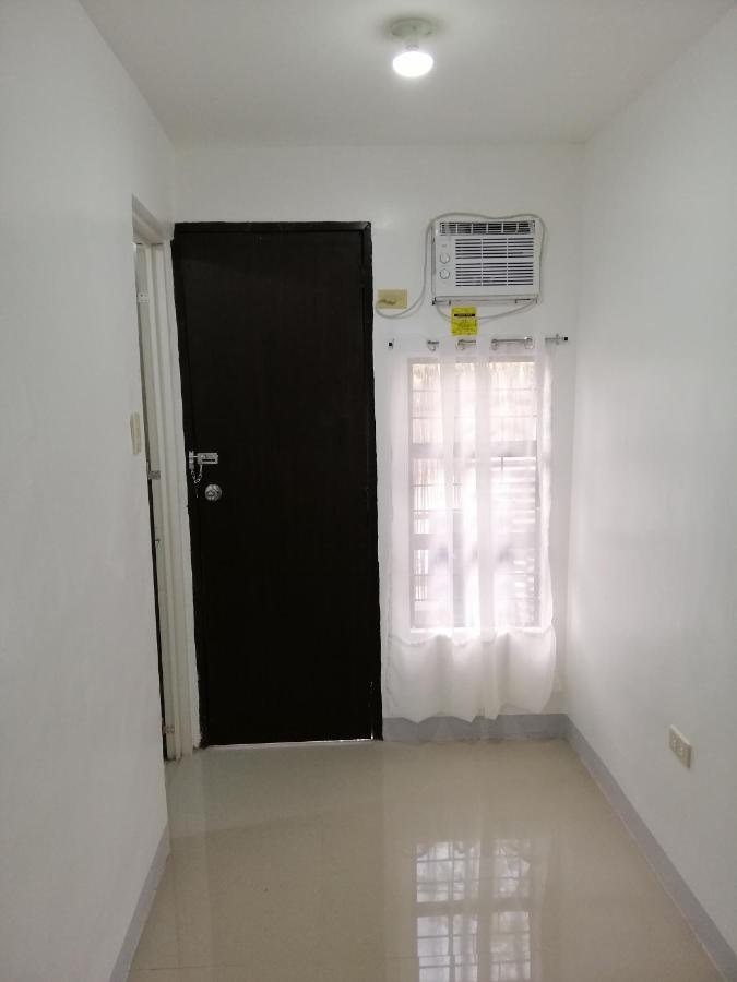 Albergue Katrina'S Dorm Tarlac City Exterior foto