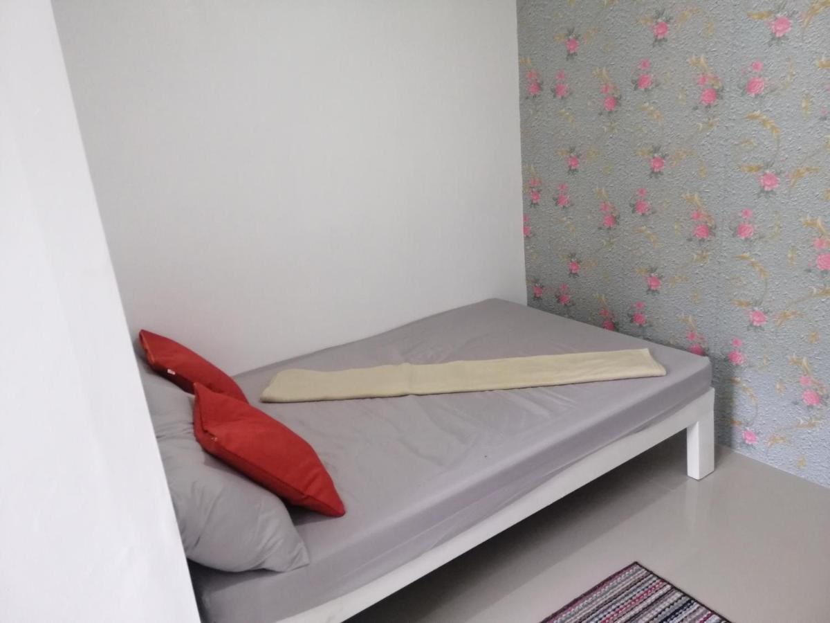 Albergue Katrina'S Dorm Tarlac City Exterior foto